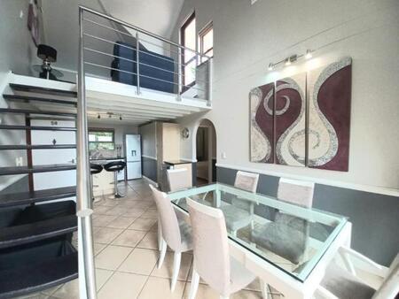 2 Bedroom Duplex in Morningside