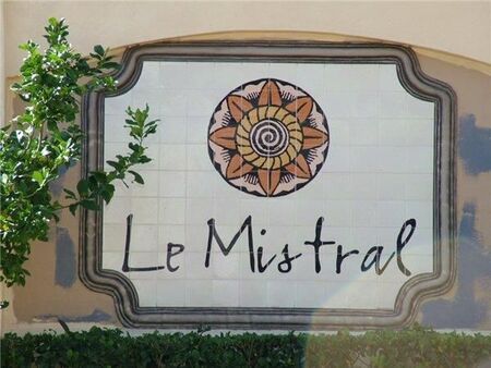 2 Bedroom Apartment in Pineslopes