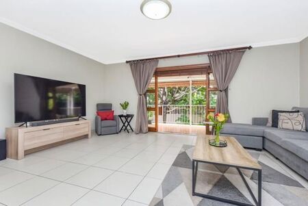 3 Bedroom House in Maroeladal