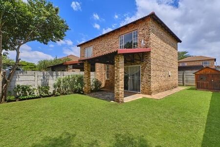 2 Bedroom Townhouse in Bromhof