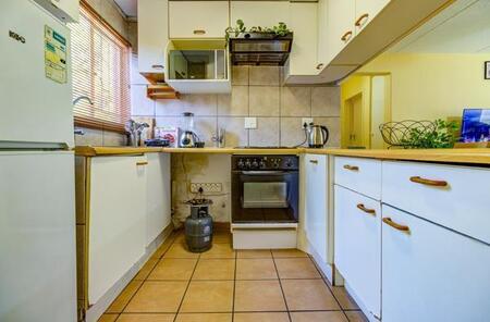 2 Bedroom Townhouse in Glen Marais