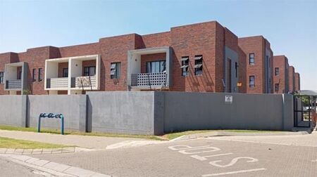 2 Bedroom Apartment in Ravenswood