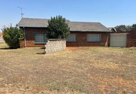 3 Bedroom House in Delmore Park