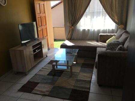 2 Bedroom Townhouse in Kosmosdal