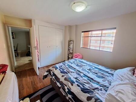 3 Bedroom Apartment in Die Hoewes