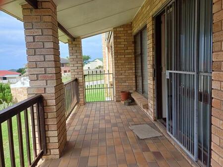 3 Bedroom Townhouse in Wavecrest