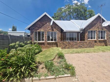 2 Bedroom Townhouse in Eureka