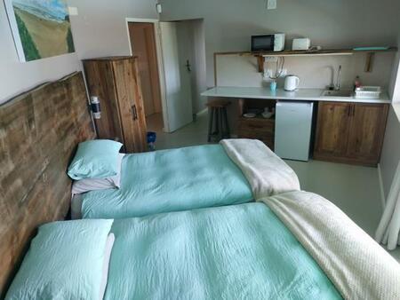 1 Bedroom House in Cove Rock