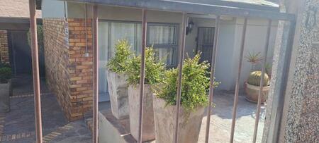 1 Bedroom House in Vredenburg