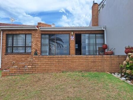 3 Bedroom House in Mossel Bay Central