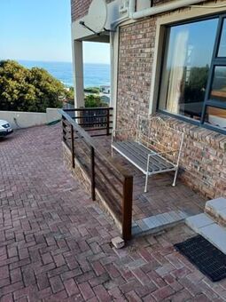 1 Bedroom Apartment in Outeniqua Strand
