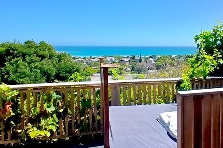 Studio apartment in Scarborough