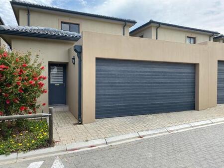 3 Bedroom Apartment in Parklands