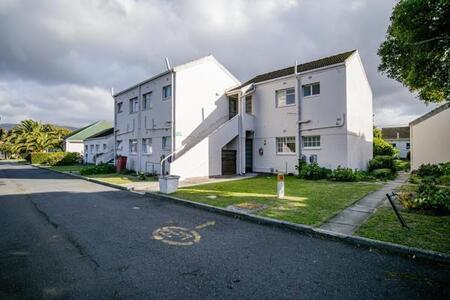 Studio apartment in Bergvliet