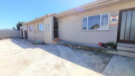 3 Bedroom House in Churchill Estate