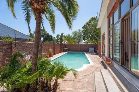 1 Bedroom Apartment in Parow North