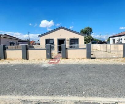3 Bedroom House in Khayelitsha