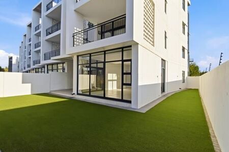 3 Bedroom Apartment in Paardevlei