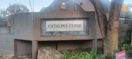 1 Bedroom bachelor flat to rent in Bromhof, Randburg