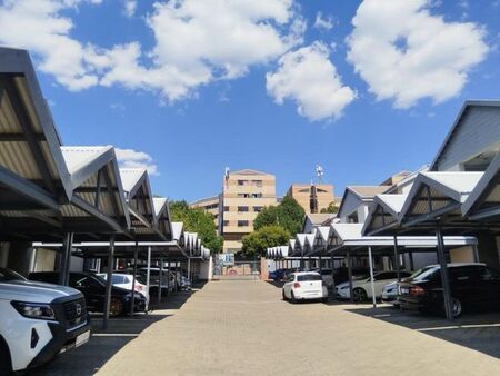 2 Bedroom apartment to rent in Ferndale, Randburg