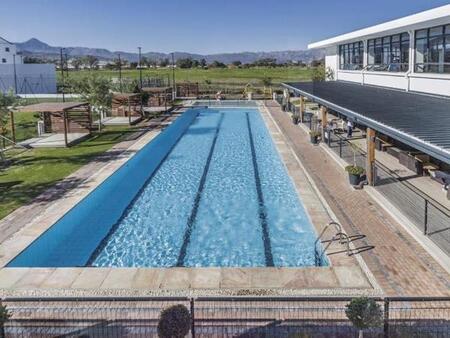 3 Bedroom Apartment in De Velde