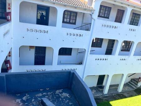 2 Bedroom Apartment in Umtentweni