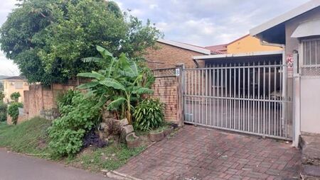 3 Bedroom House in Forest Haven