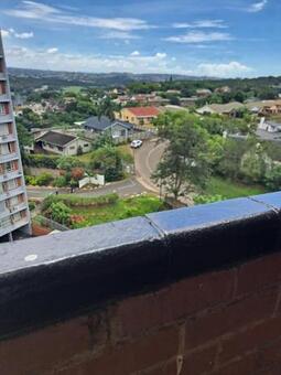 2.5 Bedroom Apartment in Carrington Heights