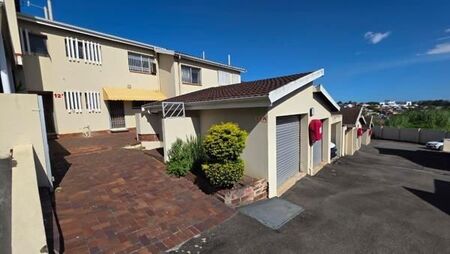 3 Bedroom Townhouse in Red Hill