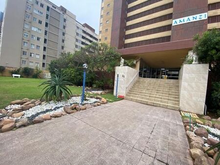 2 Bedroom Apartment in Amanzimtoti