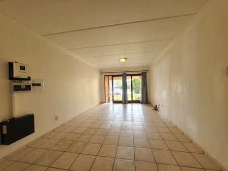 2 Bedroom Apartment in Willowbrook