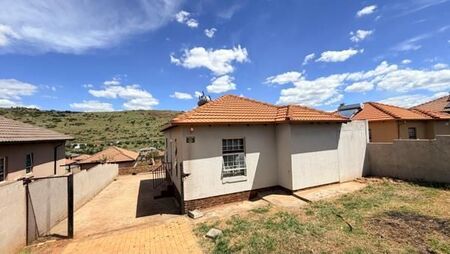 2 Bedroom House in Atteridgeville