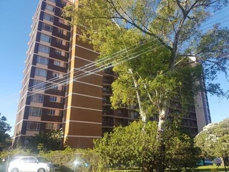 3 Bedroom Apartment in Weavind Park