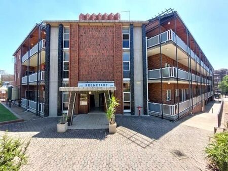 2 Bedroom Apartment in Groenkloof