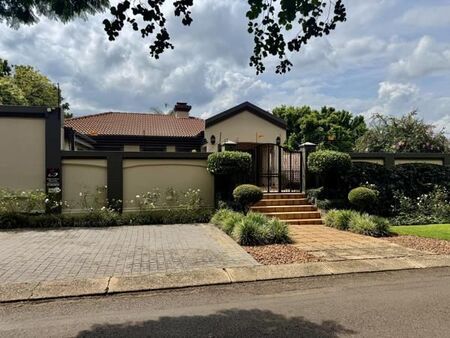 4 Bedroom House in Waterkloof