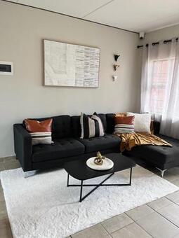 2 Bedroom House in Orlando East