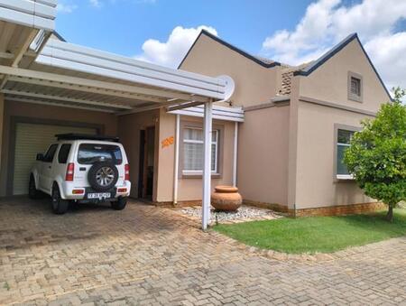 3 Bedroom House in Sinoville