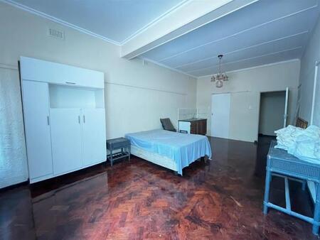 Studio apartment in Colbyn