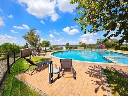 1 Bedroom Apartment in Linbro Park