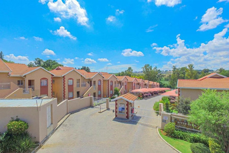 2 Bedroom Apartment in Buccleuch