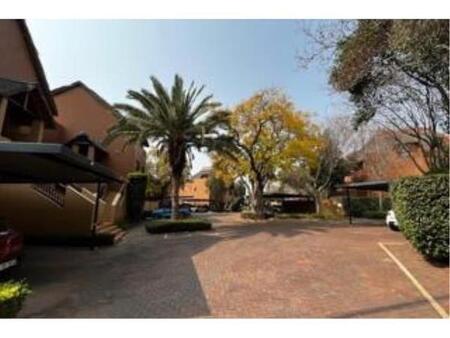 2 Bedroom Apartment in Pineslopes