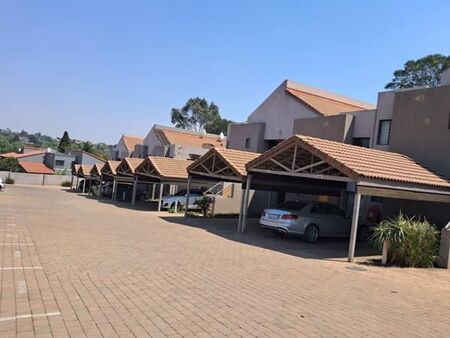 2 Bedroom Townhouse in Woodmead