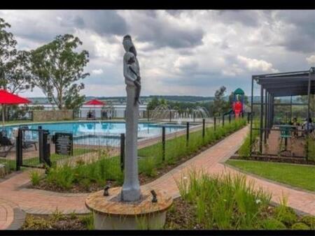 3 Bedroom Townhouse in Linbro Park