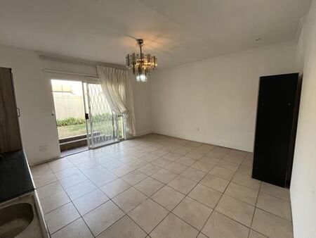 Studio Apartment in Bosmont