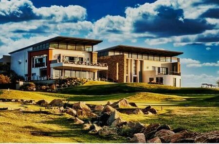 1 Bedroom Apartment in Jackal Creek (Northriding)