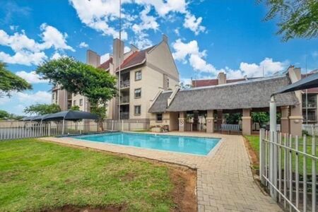 2 Bedroom Apartment in Sundowner