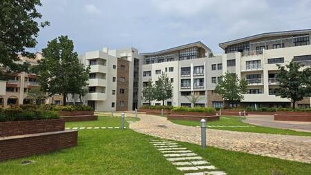 2 Bedroom Apartment in Bedford Gardens