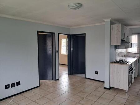 2 Bedroom Townhouse in Glen Marais