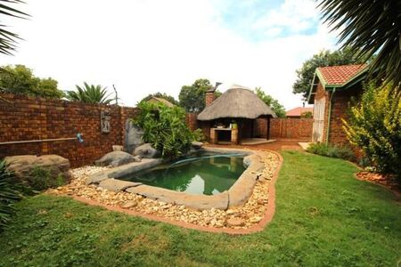 3 Bedroom House in Rooihuiskraal North
