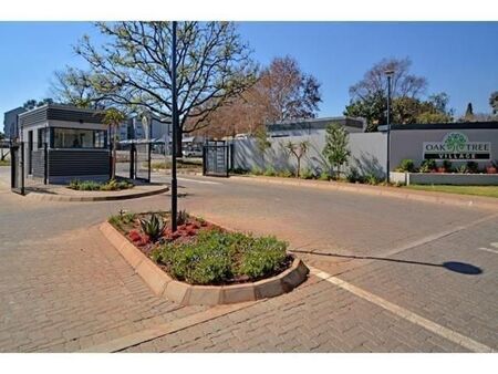 2 Bedroom Apartment in Clubview